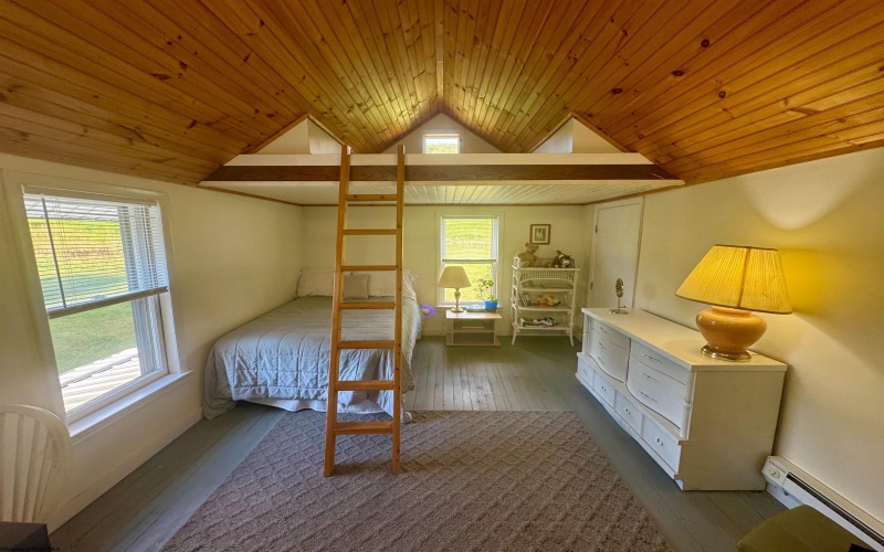 12 Oak Grove Cemetery Road, Terra Alta, West Virginia 26764, 3 Bedrooms Bedrooms, 11 Rooms Rooms,2 BathroomsBathrooms,Single Family Detached,For Sale,Oak Grove Cemetery,10161205