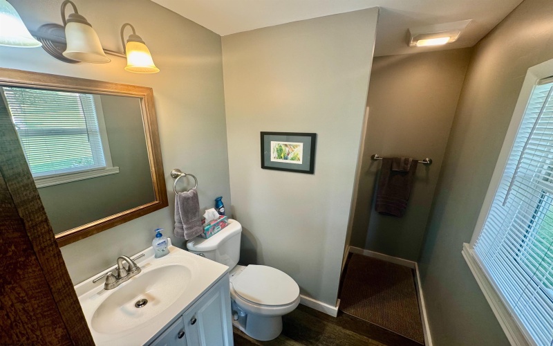 12 Oak Grove Cemetery Road, Terra Alta, West Virginia 26764, 3 Bedrooms Bedrooms, 11 Rooms Rooms,2 BathroomsBathrooms,Single Family Detached,For Sale,Oak Grove Cemetery,10161205