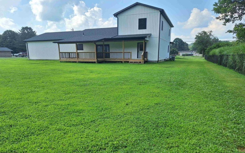 794 Laurel Park Road, Clarksburg, West Virginia 26301, 3 Bedrooms Bedrooms, 6 Rooms Rooms,2 BathroomsBathrooms,Single Family Detached,For Sale,Laurel Park,10159401