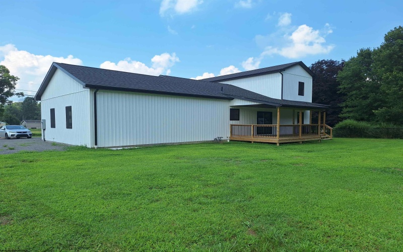 794 Laurel Park Road, Clarksburg, West Virginia 26301, 3 Bedrooms Bedrooms, 6 Rooms Rooms,2 BathroomsBathrooms,Single Family Detached,For Sale,Laurel Park,10159401