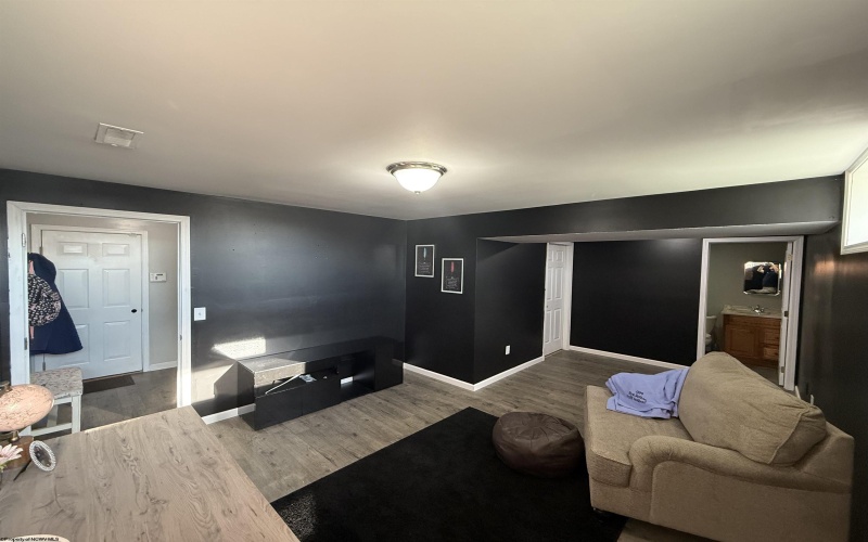 44 Ruby Drive, Bridgeport, West Virginia 26330-9299, 4 Bedrooms Bedrooms, 10 Rooms Rooms,3 BathroomsBathrooms,Single Family Detached,For Sale,Ruby,10161216