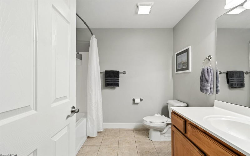 205 Marble Drive, Morgantown, West Virginia 26508, 4 Bedrooms Bedrooms, 8 Rooms Rooms,3 BathroomsBathrooms,Single Family Detached,For Sale,Marble,10161232