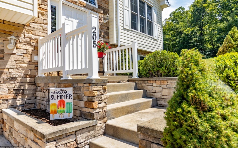 205 Marble Drive, Morgantown, West Virginia 26508, 4 Bedrooms Bedrooms, 8 Rooms Rooms,3 BathroomsBathrooms,Single Family Detached,For Sale,Marble,10161232