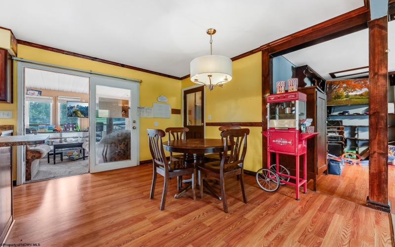 109 Apolla Drive, Morgantown, West Virginia 26501, 3 Bedrooms Bedrooms, 6 Rooms Rooms,2 BathroomsBathrooms,Single Family Detached,For Sale,Apolla,10161228