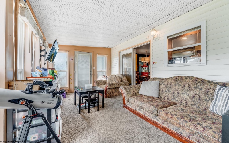 109 Apolla Drive, Morgantown, West Virginia 26501, 3 Bedrooms Bedrooms, 6 Rooms Rooms,2 BathroomsBathrooms,Single Family Detached,For Sale,Apolla,10161228