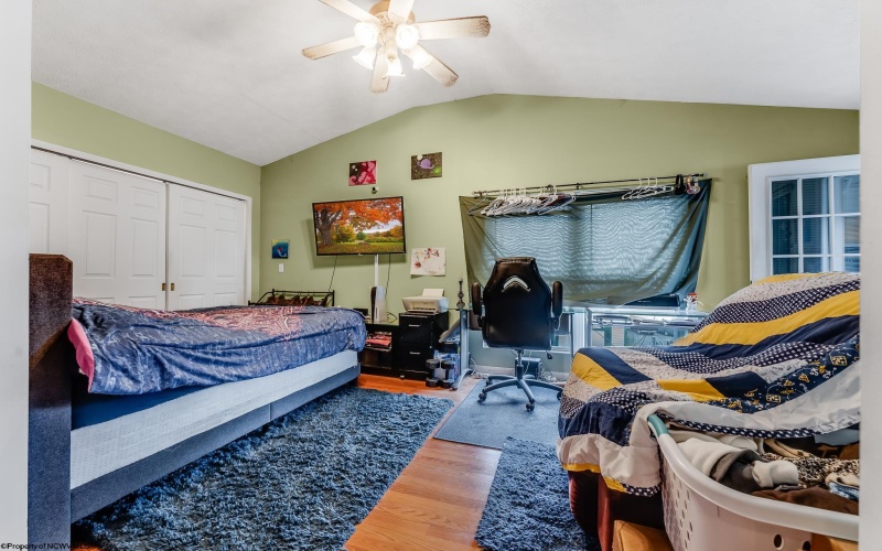 109 Apolla Drive, Morgantown, West Virginia 26501, 3 Bedrooms Bedrooms, 6 Rooms Rooms,2 BathroomsBathrooms,Single Family Detached,For Sale,Apolla,10161228