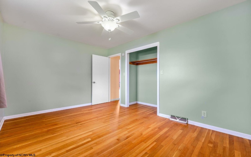 26 Plantation Drive, Morgantown, West Virginia 26508, 4 Bedrooms Bedrooms, 9 Rooms Rooms,1 BathroomBathrooms,Single Family Detached,For Sale,Plantation,10161218