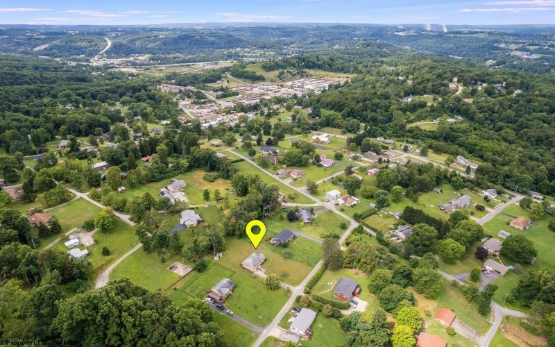 26 Plantation Drive, Morgantown, West Virginia 26508, 4 Bedrooms Bedrooms, 9 Rooms Rooms,1 BathroomBathrooms,Single Family Detached,For Sale,Plantation,10161218