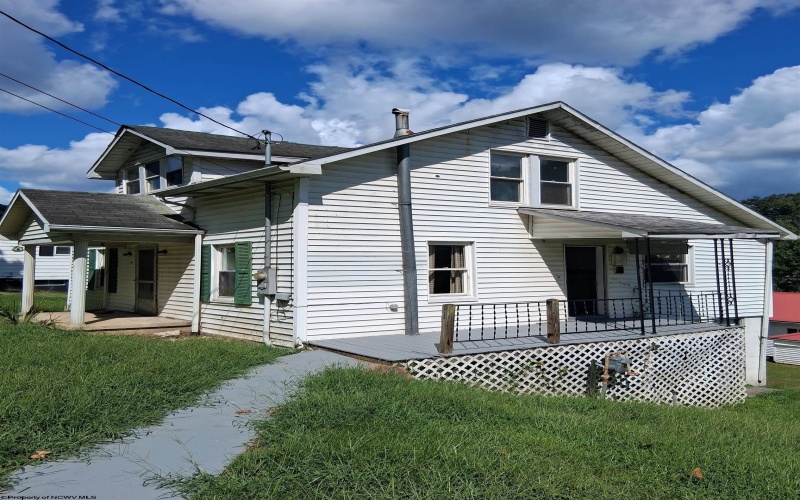 515 Elm Street, Grantsville, West Virginia 26147, 4 Bedrooms Bedrooms, 10 Rooms Rooms,2 BathroomsBathrooms,Single Family Detached,For Sale,Elm,10161222