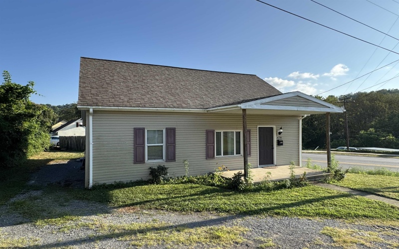 676 Cottage Avenue, Monongah, West Virginia 26554, 2 Bedrooms Bedrooms, 4 Rooms Rooms,1 BathroomBathrooms,Single Family Detached,For Sale,Cottage,10161223