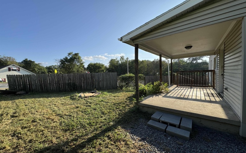 676 Cottage Avenue, Monongah, West Virginia 26554, 2 Bedrooms Bedrooms, 4 Rooms Rooms,1 BathroomBathrooms,Single Family Detached,For Sale,Cottage,10161223