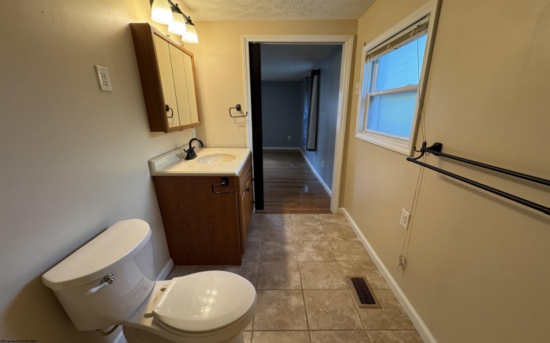676 Cottage Avenue, Monongah, West Virginia 26554, 2 Bedrooms Bedrooms, 4 Rooms Rooms,1 BathroomBathrooms,Single Family Detached,For Sale,Cottage,10161223
