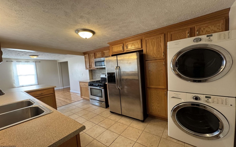 676 Cottage Avenue, Monongah, West Virginia 26554, 2 Bedrooms Bedrooms, 4 Rooms Rooms,1 BathroomBathrooms,Single Family Detached,For Sale,Cottage,10161223