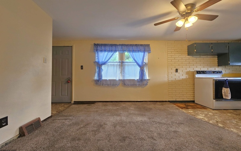 1630 Fairfield Road, Fairmont, West Virginia 26554, 2 Bedrooms Bedrooms, 6 Rooms Rooms,1 BathroomBathrooms,Single Family Detached,For Sale,Fairfield,10161256