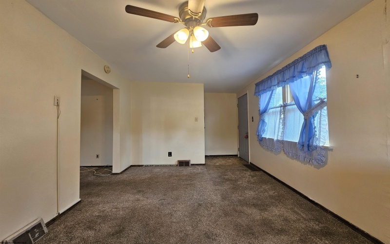 1630 Fairfield Road, Fairmont, West Virginia 26554, 2 Bedrooms Bedrooms, 6 Rooms Rooms,1 BathroomBathrooms,Single Family Detached,For Sale,Fairfield,10161256