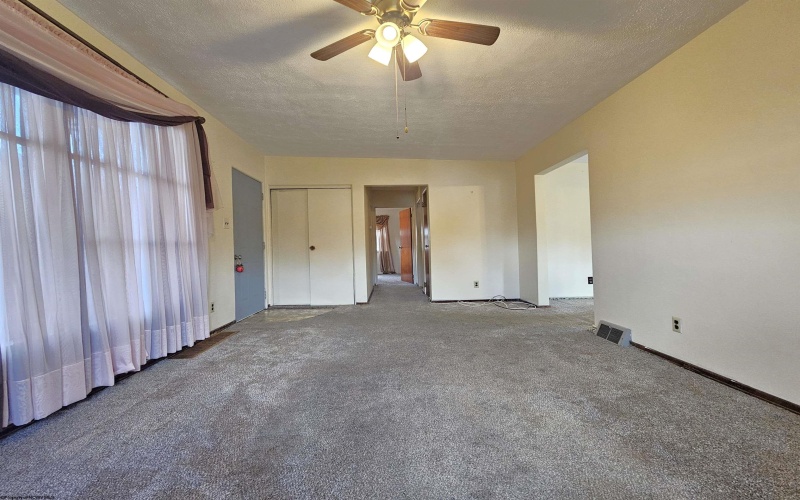 1630 Fairfield Road, Fairmont, West Virginia 26554, 2 Bedrooms Bedrooms, 6 Rooms Rooms,1 BathroomBathrooms,Single Family Detached,For Sale,Fairfield,10161256
