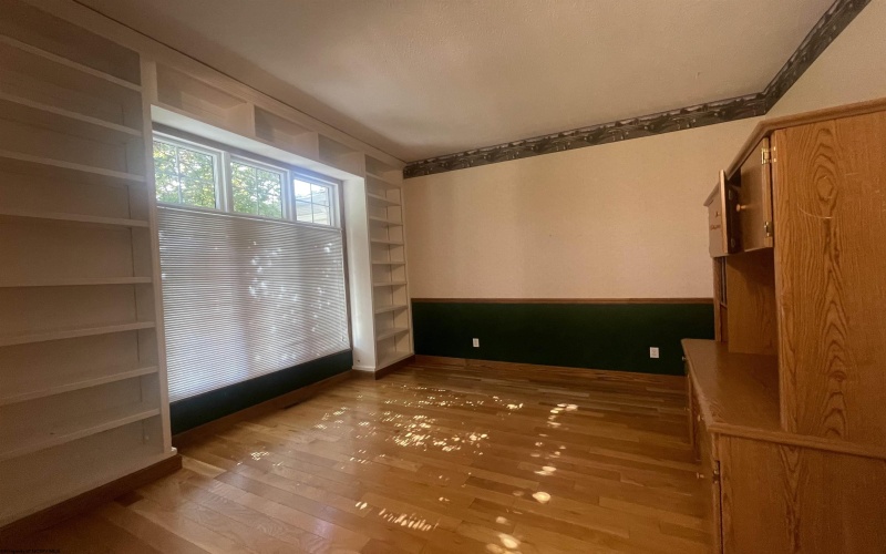 10 Jarrett Drive, Buckhannon, West Virginia 26201-8917, 3 Bedrooms Bedrooms, 8 Rooms Rooms,2 BathroomsBathrooms,Single Family Detached,For Sale,Jarrett,10161255
