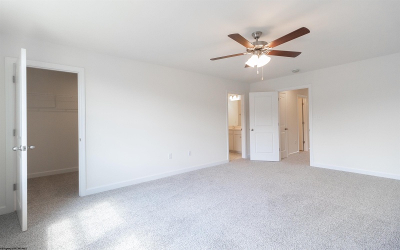 32 Dover Court, Bridgeport, West Virginia 26330-0000, 4 Bedrooms Bedrooms, 6 Rooms Rooms,4 BathroomsBathrooms,Residential Rentals,For Rent,Dover,10161247