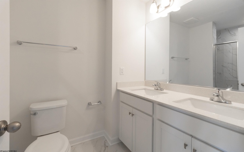 32 Dover Court, Bridgeport, West Virginia 26330-0000, 4 Bedrooms Bedrooms, 6 Rooms Rooms,4 BathroomsBathrooms,Residential Rentals,For Rent,Dover,10161247