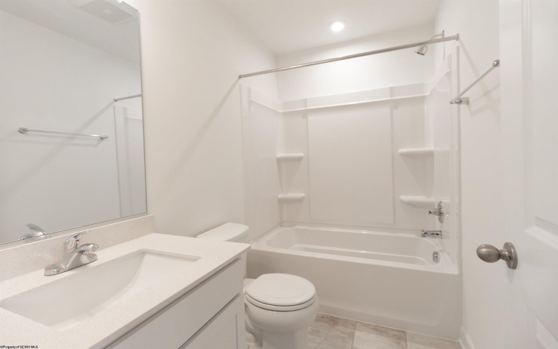 32 Dover Court, Bridgeport, West Virginia 26330-0000, 4 Bedrooms Bedrooms, 6 Rooms Rooms,4 BathroomsBathrooms,Residential Rentals,For Rent,Dover,10161247
