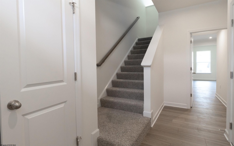 32 Dover Court, Bridgeport, West Virginia 26330-0000, 4 Bedrooms Bedrooms, 6 Rooms Rooms,4 BathroomsBathrooms,Residential Rentals,For Rent,Dover,10161247