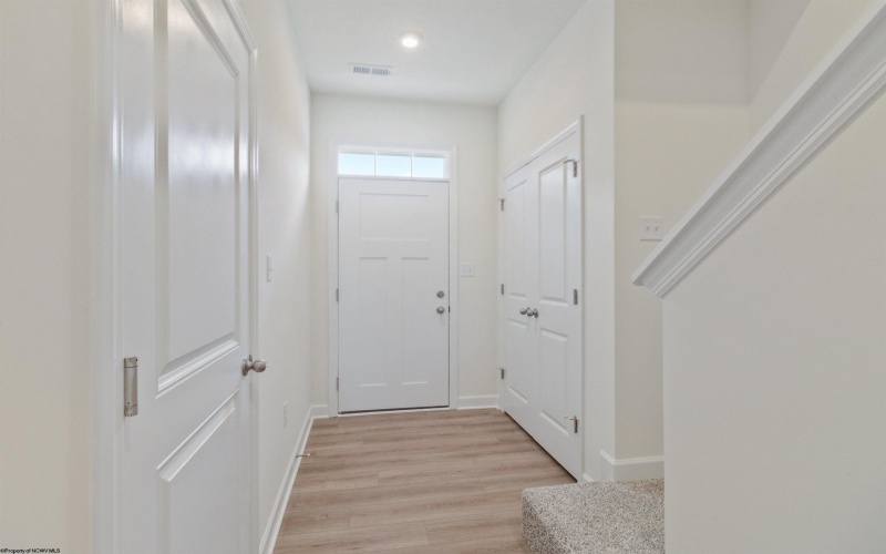 30 Dover Court, Bridgeport, West Virginia 26330-0000, 3 Bedrooms Bedrooms, 6 Rooms Rooms,4 BathroomsBathrooms,Residential Rentals,For Rent,Dover,10161249