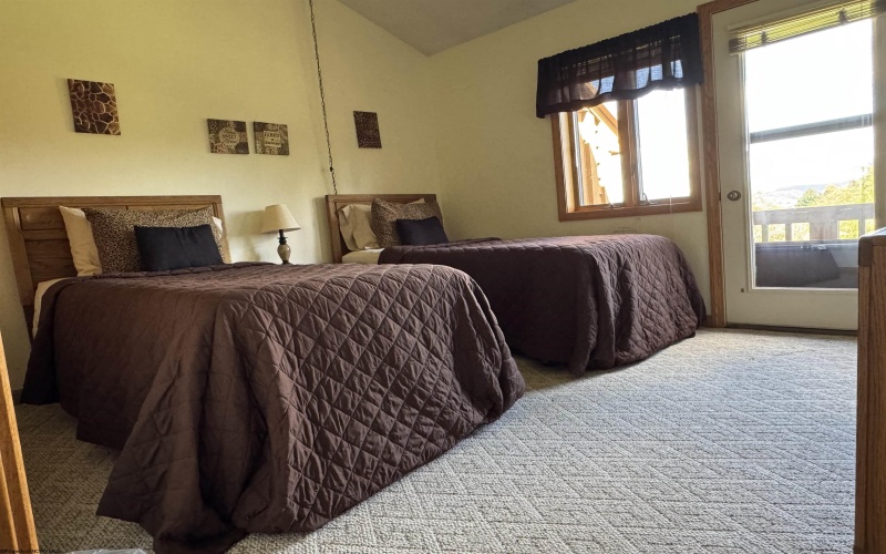78 Deerfield Circle, Davis, West Virginia 26260, 3 Bedrooms Bedrooms, 8 Rooms Rooms,2 BathroomsBathrooms,Single Family Attached,For Sale,Deerfield,10161244