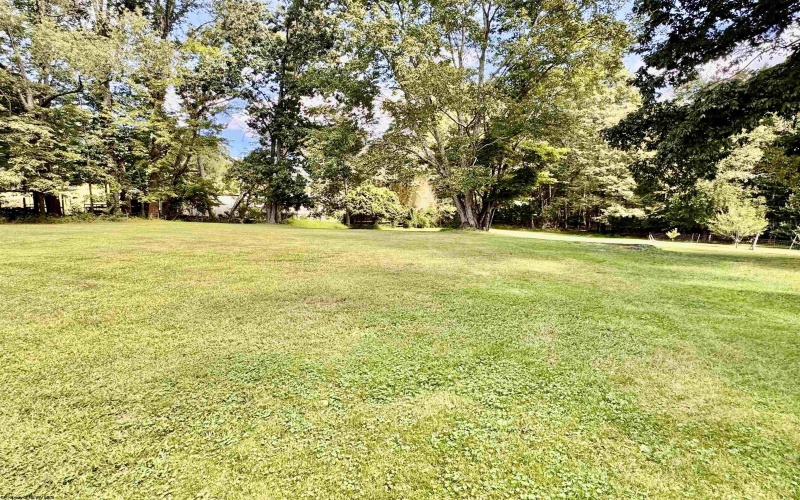 83 Burnt Cabin Road, Fairmont, West Virginia 26554, 4 Bedrooms Bedrooms, 8 Rooms Rooms,2 BathroomsBathrooms,Single Family Detached,For Sale,Burnt Cabin,10161254