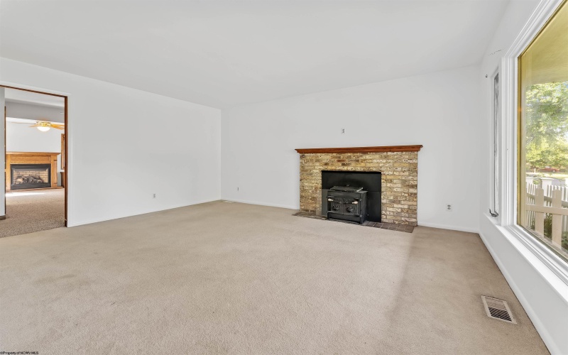 1016 Village Drive, Morgantown, West Virginia 26505, 4 Bedrooms Bedrooms, 8 Rooms Rooms,2 BathroomsBathrooms,Single Family Detached,For Sale,Village,10161252