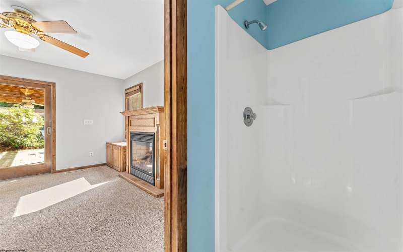 1016 Village Drive, Morgantown, West Virginia 26505, 4 Bedrooms Bedrooms, 8 Rooms Rooms,2 BathroomsBathrooms,Single Family Detached,For Sale,Village,10161252