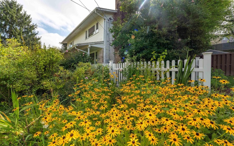 1016 Village Drive, Morgantown, West Virginia 26505, 4 Bedrooms Bedrooms, 8 Rooms Rooms,2 BathroomsBathrooms,Single Family Detached,For Sale,Village,10161252
