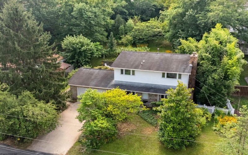 1016 Village Drive, Morgantown, West Virginia 26505, 4 Bedrooms Bedrooms, 8 Rooms Rooms,2 BathroomsBathrooms,Single Family Detached,For Sale,Village,10161252