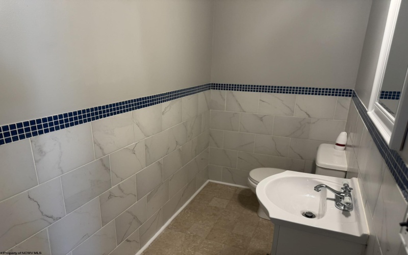309 Hedge Street, Clarksburg, West Virginia 26301, 5 Bedrooms Bedrooms, 8 Rooms Rooms,2 BathroomsBathrooms,Single Family Detached,For Sale,Hedge,10161251