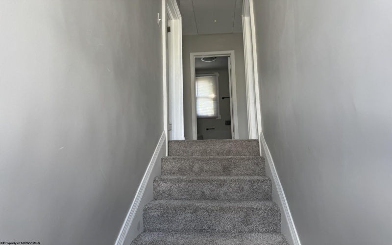 309 Hedge Street, Clarksburg, West Virginia 26301, 5 Bedrooms Bedrooms, 8 Rooms Rooms,2 BathroomsBathrooms,Single Family Detached,For Sale,Hedge,10161251