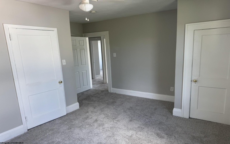 309 Hedge Street, Clarksburg, West Virginia 26301, 5 Bedrooms Bedrooms, 8 Rooms Rooms,2 BathroomsBathrooms,Single Family Detached,For Sale,Hedge,10161251
