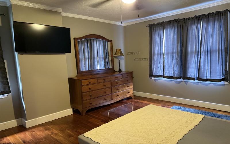 116 Elkins Street, Fairmont, West Virginia 26554, 3 Bedrooms Bedrooms, 7 Rooms Rooms,1 BathroomBathrooms,Single Family Detached,For Sale,Elkins,10161250