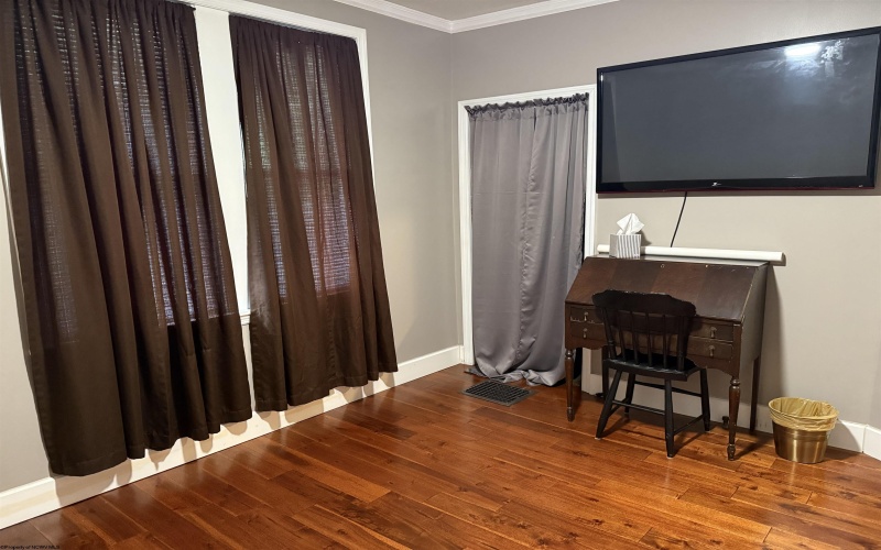 116 Elkins Street, Fairmont, West Virginia 26554, 3 Bedrooms Bedrooms, 7 Rooms Rooms,1 BathroomBathrooms,Single Family Detached,For Sale,Elkins,10161250