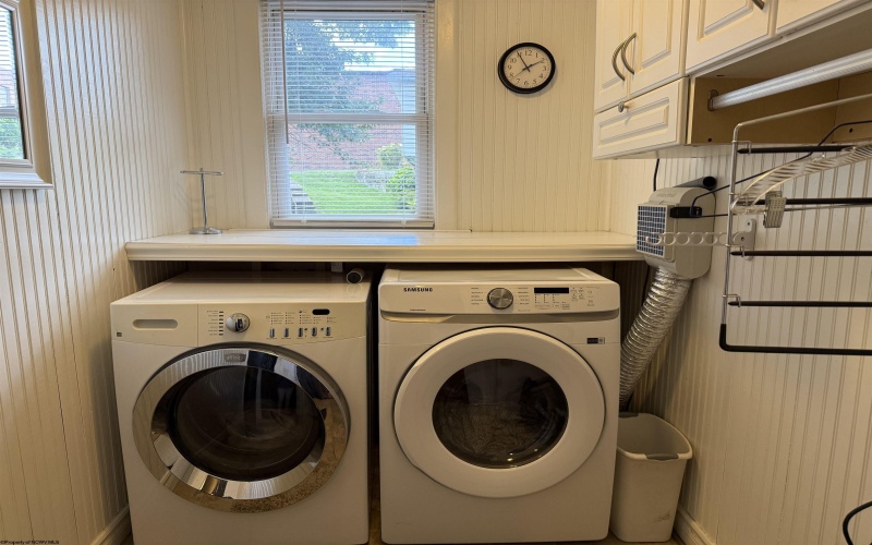116 Elkins Street, Fairmont, West Virginia 26554, 3 Bedrooms Bedrooms, 7 Rooms Rooms,1 BathroomBathrooms,Single Family Detached,For Sale,Elkins,10161250