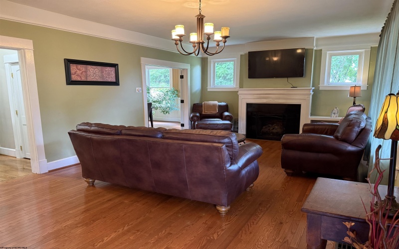 116 Elkins Street, Fairmont, West Virginia 26554, 3 Bedrooms Bedrooms, 7 Rooms Rooms,1 BathroomBathrooms,Single Family Detached,For Sale,Elkins,10161250