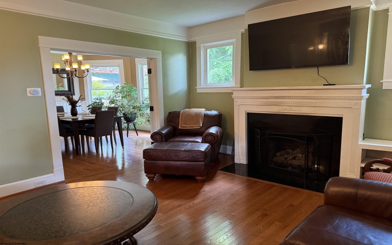 116 Elkins Street, Fairmont, West Virginia 26554, 3 Bedrooms Bedrooms, 7 Rooms Rooms,1 BathroomBathrooms,Single Family Detached,For Sale,Elkins,10161250
