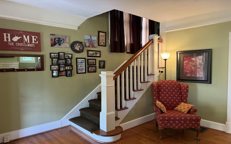 116 Elkins Street, Fairmont, West Virginia 26554, 3 Bedrooms Bedrooms, 7 Rooms Rooms,1 BathroomBathrooms,Single Family Detached,For Sale,Elkins,10161250