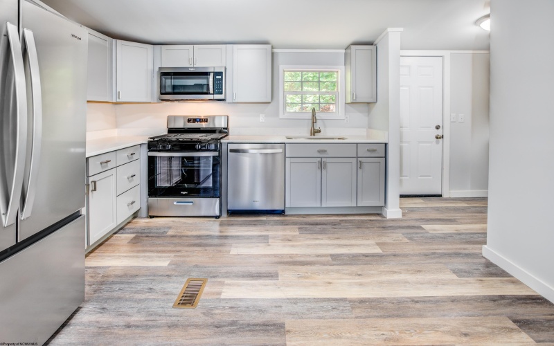 33 Long Drain Road, Core, West Virginia 26529, 3 Bedrooms Bedrooms, 6 Rooms Rooms,2 BathroomsBathrooms,Single Family Detached,For Sale,Long Drain,10161246