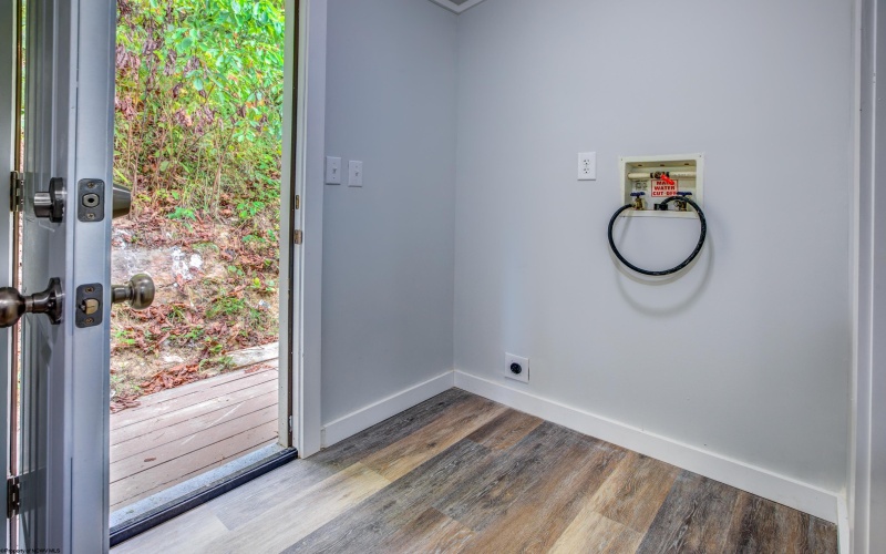 33 Long Drain Road, Core, West Virginia 26529, 3 Bedrooms Bedrooms, 6 Rooms Rooms,2 BathroomsBathrooms,Single Family Detached,For Sale,Long Drain,10161246