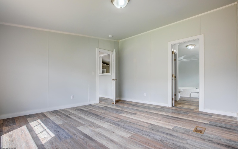 33 Long Drain Road, Core, West Virginia 26529, 3 Bedrooms Bedrooms, 6 Rooms Rooms,2 BathroomsBathrooms,Single Family Detached,For Sale,Long Drain,10161246