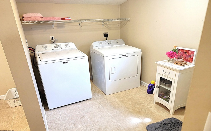 478 Dunkard Avenue, Westover, West Virginia 26501, 2 Bedrooms Bedrooms, 5 Rooms Rooms,1 BathroomBathrooms,Single Family Detached,For Sale,Dunkard,10161236