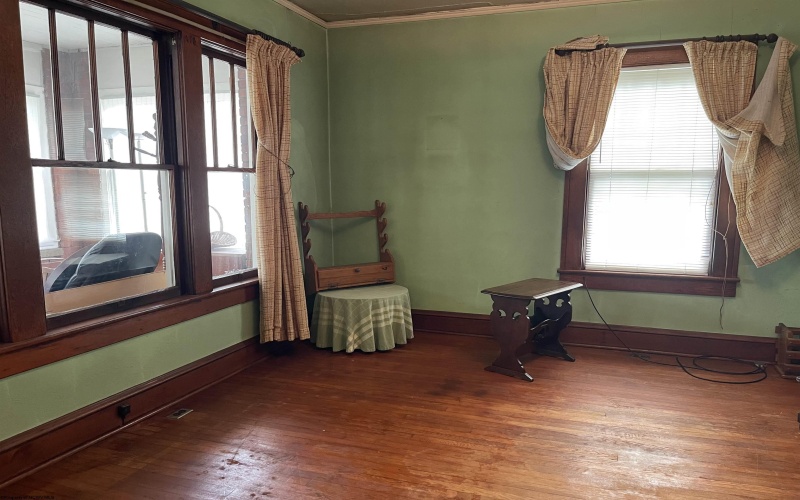 8 Skin Creek Road, Weston, West Virginia 26452, 4 Bedrooms Bedrooms, 8 Rooms Rooms,1 BathroomBathrooms,Single Family Detached,For Sale,Skin Creek,10161238