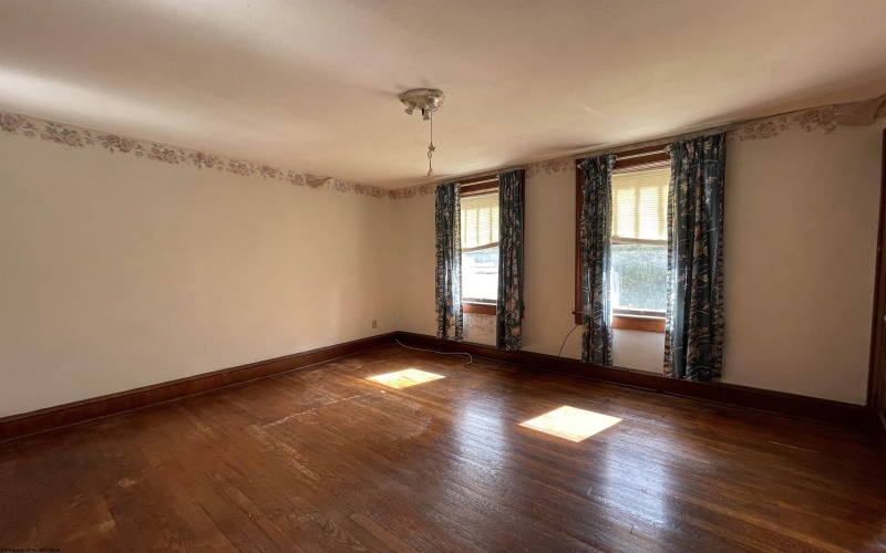 8 Skin Creek Road, Weston, West Virginia 26452, 4 Bedrooms Bedrooms, 8 Rooms Rooms,1 BathroomBathrooms,Single Family Detached,For Sale,Skin Creek,10161238