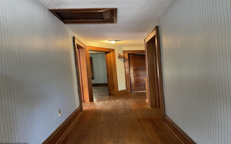 8 Skin Creek Road, Weston, West Virginia 26452, 4 Bedrooms Bedrooms, 8 Rooms Rooms,1 BathroomBathrooms,Single Family Detached,For Sale,Skin Creek,10161238