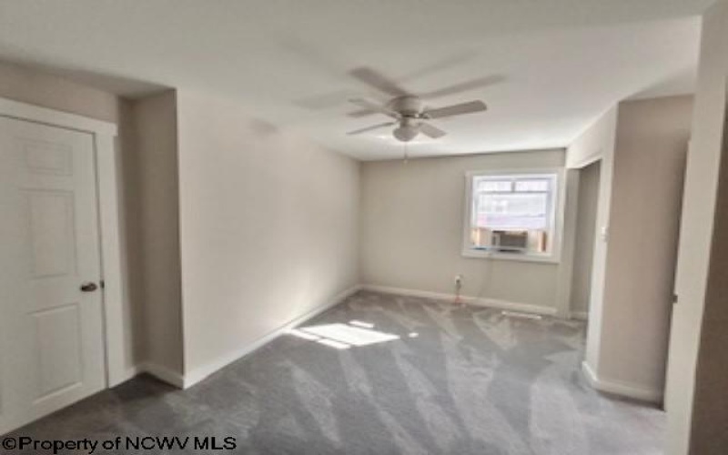 43 Shaver Street, Monongah, West Virginia 26554, 1 Bedroom Bedrooms, 4 Rooms Rooms,1 BathroomBathrooms,Single Family Detached,For Sale,Shaver,10161245