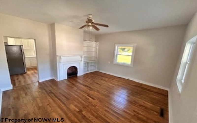 43 Shaver Street, Monongah, West Virginia 26554, 1 Bedroom Bedrooms, 4 Rooms Rooms,1 BathroomBathrooms,Single Family Detached,For Sale,Shaver,10161245